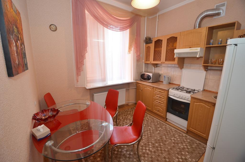 Apartments In The City Center On Sobornaya Street Mikolajiv Szoba fotó